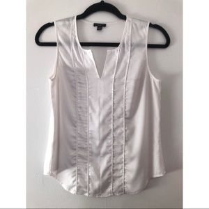 Ann Taylor Petite Sleeveless Blouse